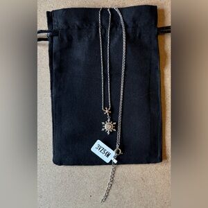 ✨✨Silver Snowflake Pendant Necklace 18”+2”✨✨
